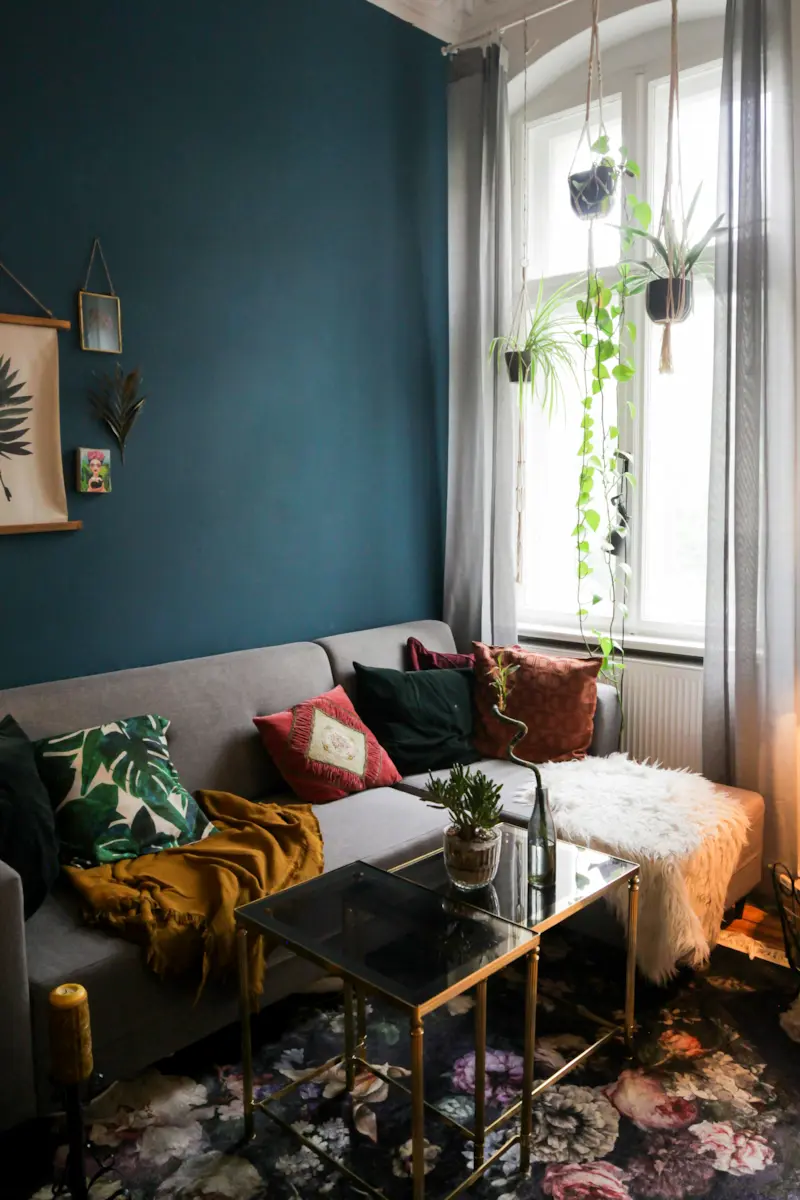 7 astuces pour créer une ambiance chaleureuse dans son salon sans se ruiner